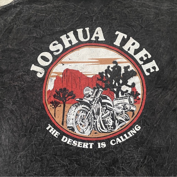 Altar’d State Wander and Roam Joshua Tree Acid Wash Tee in Size L/XL - Picture 5 of 7